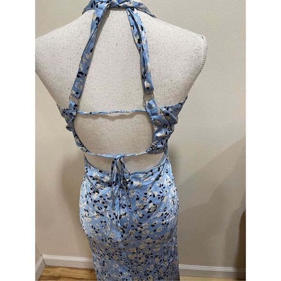ASTR Sandrine Abstract Halter Midi Dress Size M - Picture 9 of 12